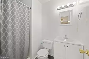 15435 Reprise Terrace, Rockville, MD 20850 - Photo 21
