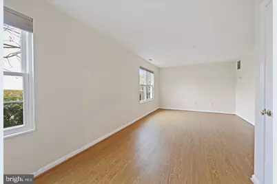 15435 Reprise Terrace, Rockville, MD 20850 - Photo 9