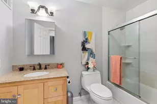 12213 Galesville Dr, Gaithersburg, MD 20878 - Photo 23