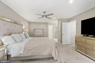 12213 Galesville Dr, Gaithersburg, MD 20878 - Photo 17
