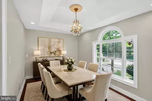 4415 Bradley Ln, Chevy Chase, MD 20815 - Photo 13