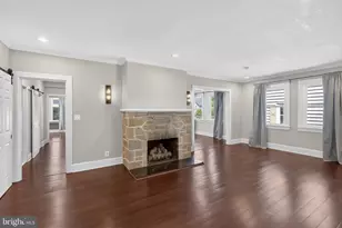 4415 Bradley Ln, Chevy Chase, MD 20815 - Photo 17