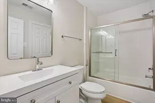 311 Watkins Cir, Rockville, MD 20850 - Photo 61