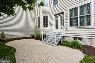 311 Watkins Cir, Rockville, MD 20850 - Photo 83