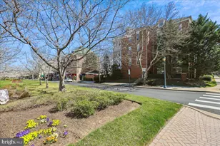 311 Watkins Cir, Rockville, MD 20850 - Photo 89