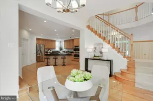 311 Watkins Cir, Rockville, MD 20850 - Photo 25