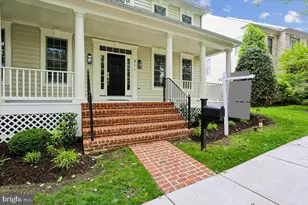 311 Watkins Cir, Rockville, MD 20850 - Photo 5
