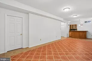 311 Watkins Cir, Rockville, MD 20850 - Photo 73