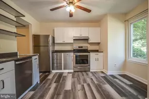 19449 Transhire Rd, Montgomery Village, MD 20886 - Photo 3