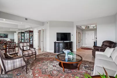 5600 Wisconsin Avenue #PH18-A, Chevy Chase, MD 20815 - Photo 5