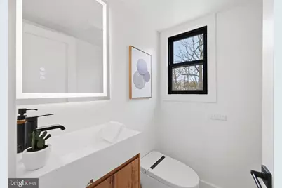9200 Cedar Lane, Bethesda, MD 20814 - Photo 17