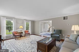 20016 Belle Chase Dr, Gaithersburg, MD 20882 - Photo 9