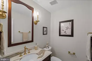 20016 Belle Chase Dr, Gaithersburg, MD 20882 - Photo 35