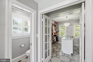 8504 Lynwood Pl, Chevy Chase, MD 20815 - Photo 25