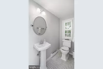 8504 Lynwood Place, Chevy Chase, MD 20815 - Photo 19