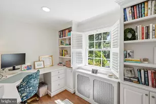 8504 Lynwood Pl, Chevy Chase, MD 20815 - Photo 17