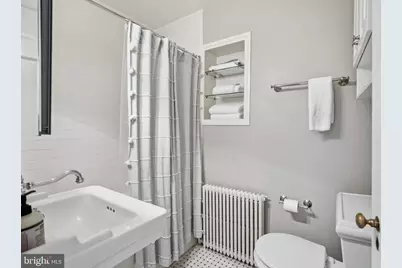 8504 Lynwood Place, Chevy Chase, MD 20815 - Photo 35