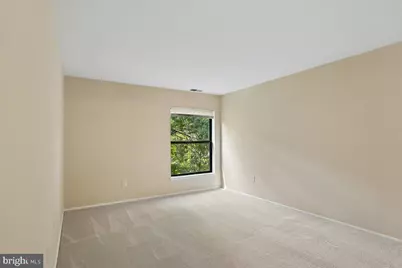 403 Christopher Avenue #33, Gaithersburg, MD 20879 - Photo 27