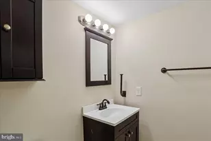 403 Christopher Ave, Gaithersburg, MD 20879 - Photo 39