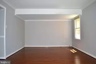 1 Ingleside Ct, Rockville, MD 20850 - Photo 5