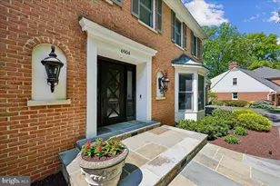 6904 Earlsgate Way, North Bethesda, MD 20852 - Photo 3