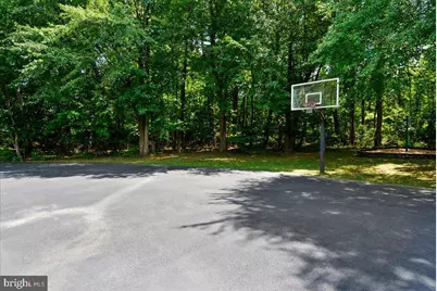 6904 Earlsgate, North Bethesda, MD 20852 - Photo 47