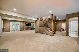 6904 Earlsgate Way, North Bethesda, MD 20852 - Photo 35