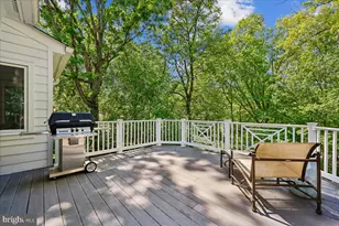 6904 Earlsgate Way, North Bethesda, MD 20852 - Photo 17
