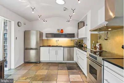 8034 Park Overlook Drive, Bethesda, MD 20817 - Photo 35