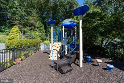 8034 Park Overlook Drive, Bethesda, MD 20817 - Photo 27