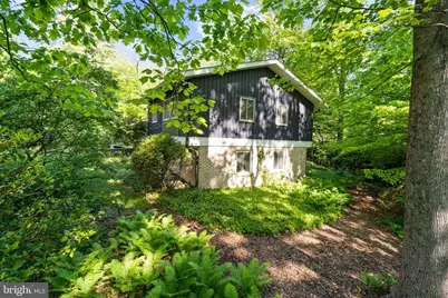 8034 Park Overlook Drive, Bethesda, MD 20817 - Photo 5