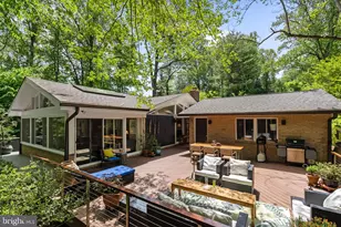 8034 Park Overlook Dr, Bethesda, MD 20817 - Photo 51
