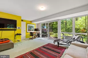 8034 Park Overlook Dr, Bethesda, MD 20817 - Photo 65