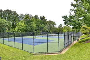 5715 Chapman Mill Dr, North Bethesda, MD 20852 - Photo 21