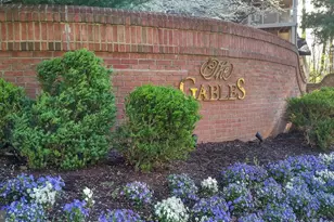 5715 Chapman Mill Dr, North Bethesda, MD 20852 - Photo 1