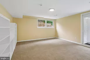 3301 Shirley Ln, Chevy Chase, MD 20815 - Photo 33
