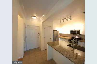7 Booth Street #308, Gaithersburg, MD 20878 - Photo 3