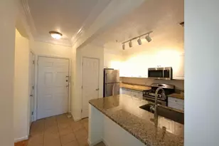 7 Booth St, Gaithersburg, MD 20878 - Photo 3