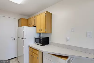 10201 Grosvenor Place #1412, Rockville, MD 20852 - Photo 9