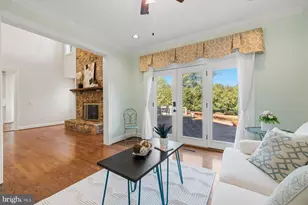 14008 Crossland Ln, North Potomac, MD 20878 - Photo 35
