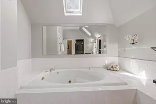 14008 Crossland Ln, North Potomac, MD 20878 - Photo 49