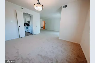 15100 Interlachen Drive #4-111, Silver Spring, MD 20906 - Photo 5