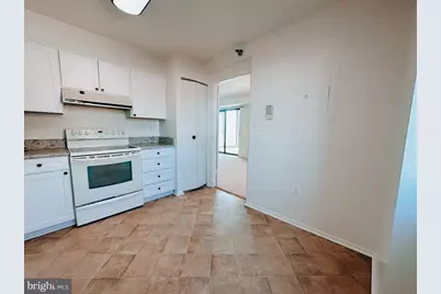 15100 Interlachen Drive #4-111, Silver Spring, MD 20906 - Photo 3