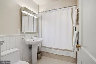 5803 Cleves Ln, Bethesda, MD 20816 - Photo 15