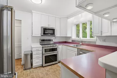5803 Cleves Lane, Bethesda, MD 20816 - Photo 11