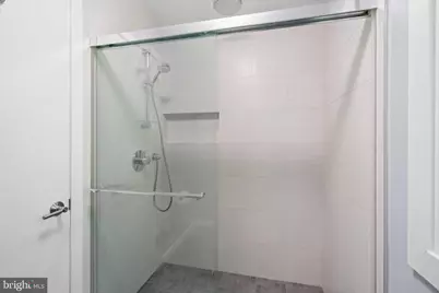 6825 Capri Place, Bethesda, MD 20817 - Photo 29