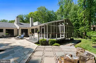 6825 Capri Pl, Bethesda, MD 20817 - Photo 45