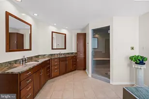 6825 Capri Pl, Bethesda, MD 20817 - Photo 23