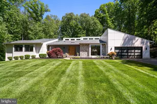 6825 Capri Pl, Bethesda, MD 20817 - Photo 1