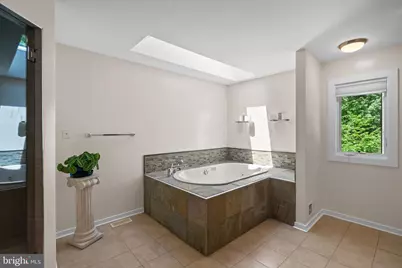 6825 Capri Place, Bethesda, MD 20817 - Photo 25